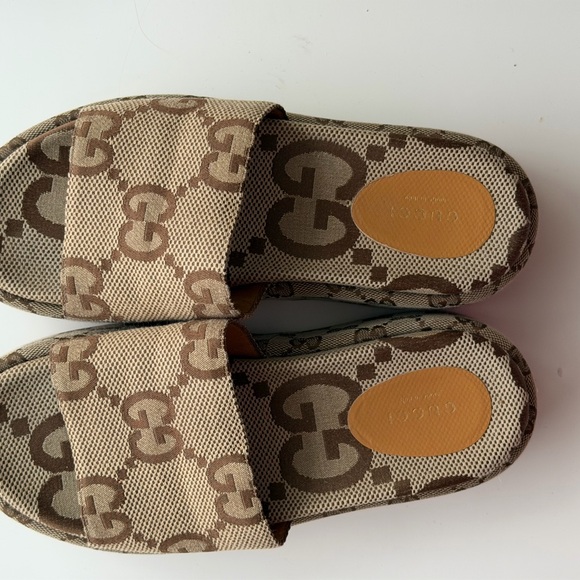 Gucci Shoes - Gucci Beige and Brown Slippers